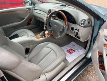 Mercedes-Benz CLK 3.2 CLK320 Sport Cabriolet 2dr
