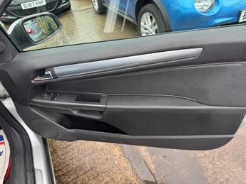 Vauxhall Astra 1.8i 16v Design Sport Hatch 3dr