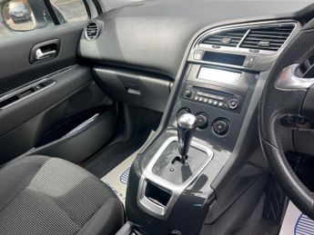 Peugeot 5008 1.6 e-HDi Active EGC Euro 5 (s/s) 5dr