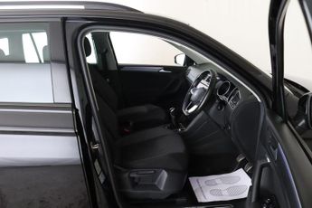 Volkswagen Tiguan 1.5 TSI Active Euro 6 (s/s) 5dr