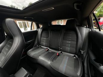 Mercedes-Benz CLA 2.1 CLA220d Sport Shooting Brake 7G-DCT Euro 6 (s/s) 5dr
