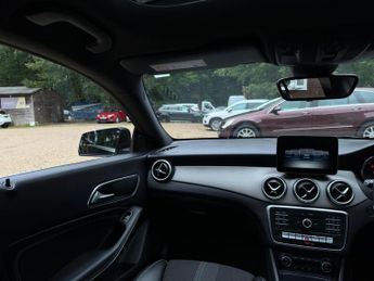Mercedes-Benz CLA 2.1 CLA220d Sport Shooting Brake 7G-DCT Euro 6 (s/s) 5dr