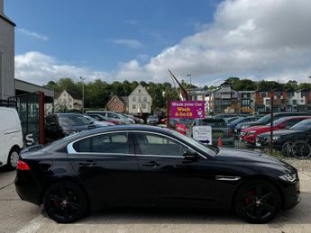 Jaguar XE 2.0d Portfolio Auto Euro 6 (s/s) 4dr
