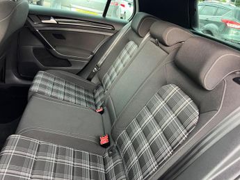 Volkswagen Golf 2.0 TDI BlueMotion Tech GTD DSG Euro 6 (s/s) 5dr