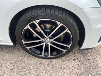 Volkswagen Golf 2.0 TDI BlueMotion Tech GTD DSG Euro 6 (s/s) 5dr