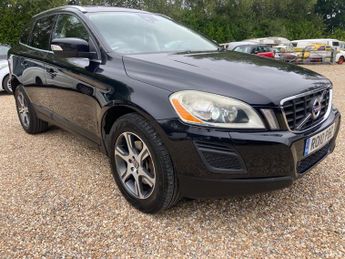 Volvo XC60 2.4 D5 SE Lux Geartronic AWD Euro 4 5dr