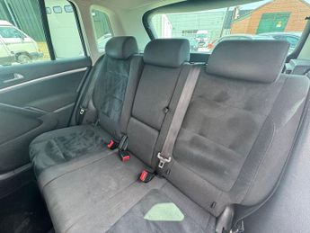 Volkswagen Tiguan 2.0 TDI BlueMotion Tech Match DSG 4WD Euro 5 (s/s) 5dr