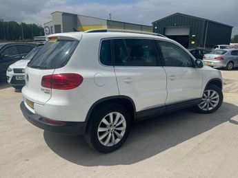 Volkswagen Tiguan 2.0 TDI BlueMotion Tech Match DSG 4WD Euro 5 (s/s) 5dr