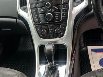 Vauxhall Astra 1.6 16v SRi Auto Euro 5 5dr
