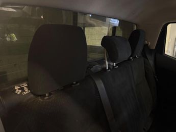 Nissan Navara 2.3 dCi Acenta+ 4WD Euro 6 (s/s) 4dr