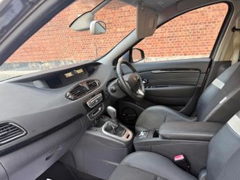 Renault Scenic 1.5 dCi Dynamique TomTom EDC Euro 5 5dr