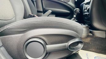 MINI Countryman 2.0 Cooper D Auto ALL4 Euro 5 5dr