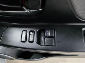Toyota Yaris 1.5 VVT-h Sport E-CVT Euro 6 5dr