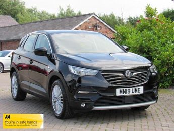 Vauxhall Grandland 1.2 Turbo Tech Line Nav Auto Euro 6 (s/s) 5dr