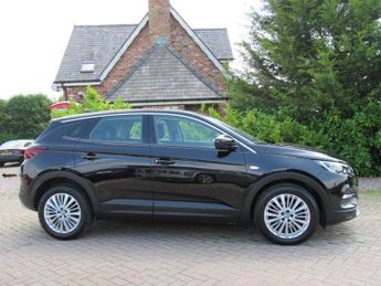 Vauxhall Grandland X 1.2 Turbo Tech Line Nav Auto Euro 6 (s/s) 5dr