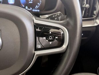 Volvo V60 2.0h T6 Recharge 18.8kWh Plus Dark Auto AWD Euro 6 (s/s) 5dr
