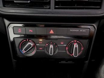 Volkswagen T-Cross 1.0 TSI SE Euro 6 (s/s) 5dr
