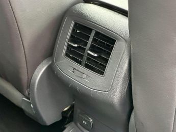 Volkswagen T-Roc 2.0 TDI R-Line DSG Euro 6 (s/s) 5dr