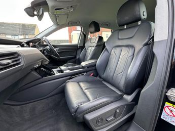Audi e-tron 50 Sport Auto quattro 5dr 71.2kWh (11kW Charger)