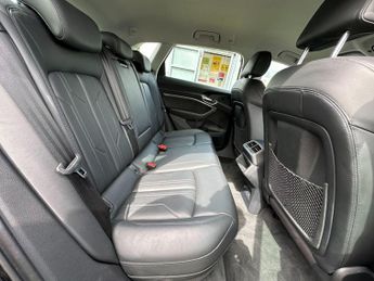 Audi e-tron 50 Sport Auto quattro 5dr 71.2kWh (11kW Charger)