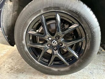 Volvo XC60 2.0 B4 MHEV Momentum Auto AWD Euro 6 (s/s) 5dr