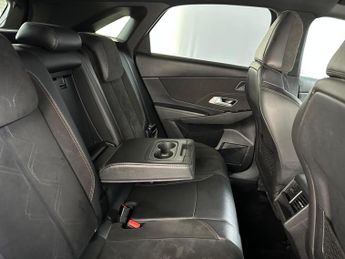 DS AUTOMOBILES DS 7 CROSSBACK 1.5 BlueHDi Performance Line Crossback EAT8 Euro 6 (s/s) 5dr