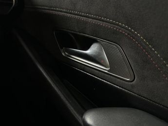 DS AUTOMOBILES DS 7 CROSSBACK 1.5 BlueHDi Performance Line Crossback EAT8 Euro 6 (s/s) 5dr