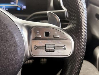 Mercedes-Benz A Class 2.0 A35 AMG (Executive) SpdS DCT 4MATIC Euro 6 (s/s) 5dr