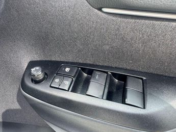 TOYOTA YARIS 1.5 VVT-h Icon Hatchback 5dr Petrol Hybrid E-CVT Euro 6 (s/s) (1