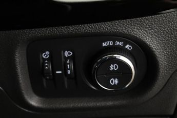 Vauxhall Astra 1.4i Turbo SRi Nav Euro 6 5dr