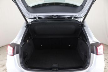 Mercedes-Benz GLA 1.3 GLA200 Sport 7G-DCT Euro 6 (s/s) 5dr