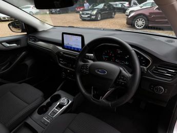 Ford Focus 1.0T EcoBoost Titanium Auto Euro 6 (s/s) 5dr