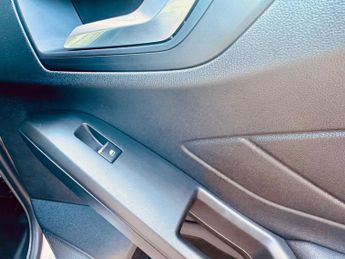 Ford Focus 1.0T EcoBoost Titanium Auto Euro 6 (s/s) 5dr
