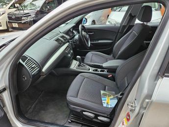 BMW 1 Series 2.0 118d SE Steptronic Euro 4 5dr
