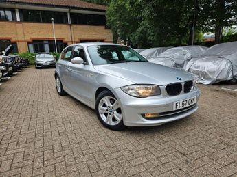 BMW 1 Series 2.0 118d SE Steptronic Euro 4 5dr
