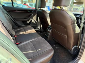 Skoda Octavia 2.0 TDI Laurin & Klement DSG Euro 6 (s/s) 5dr