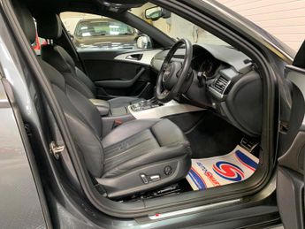 Audi A6 Avant 2.0 TDI ultra S line S Tronic Euro 6 (s/s) 5dr