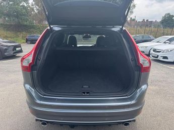 Volvo XC60 2.4 D5 R-Design Nav Auto AWD Euro 6 (s/s) 5dr