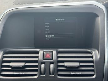 Volvo XC60 2.4 D5 R-Design Nav Auto AWD Euro 6 (s/s) 5dr
