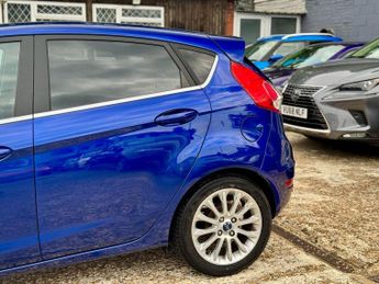 Ford Fiesta 1.0T EcoBoost Titanium X Powershift Euro 6 5dr