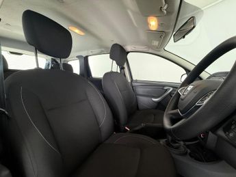 Dacia Duster 1.6 SCe Air Euro 6 (s/s) 5dr