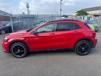 Mercedes-Benz GLA 2.1 GLA220d AMG Line (Premium Plus) 7G-DCT 4MATIC Euro 6 (s/s) 5