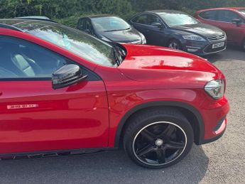 Mercedes-Benz GLA 2.1 GLA220d AMG Line (Premium Plus) 7G-DCT 4MATIC Euro 6 (s/s) 5