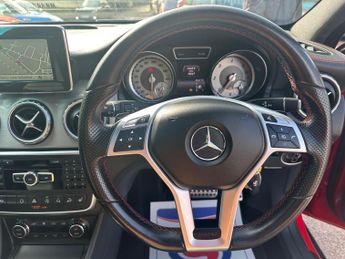 Mercedes-Benz GLA 2.1 GLA220d AMG Line (Premium Plus) 7G-DCT 4MATIC Euro 6 (s/s) 5