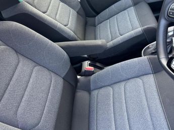 Citroen C3 1.2 PureTech Shine Plus EAT6 Euro 6 (s/s) 5dr