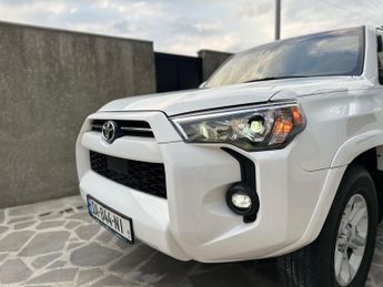 Toyota 4-Runner 2022 4.0 v6 Auto 7 seats 2022