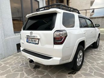 Toyota 4-Runner 2022 4.0 v6 Auto 7 seats 2022
