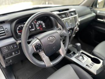 Toyota 4-Runner 2022 4.0 v6 Auto 7 seats 2022