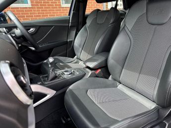 Audi Q2 1.0 TFSI 30 S line Euro 6 (s/s) 5dr
