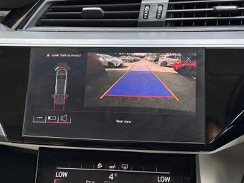 Audi e-tron 50 Technik Auto quattro 5dr 71.2kWh